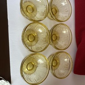 Cabbage Rose Depression Glass Pair of 2